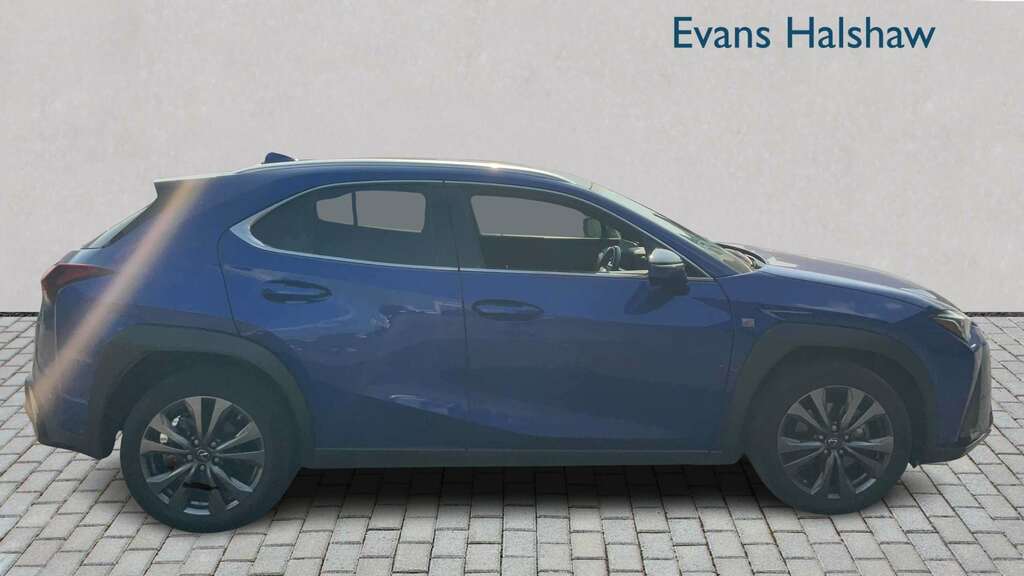 Lexus UX 250H 2.0 F-sport Design Cvt 2023 Blue #2