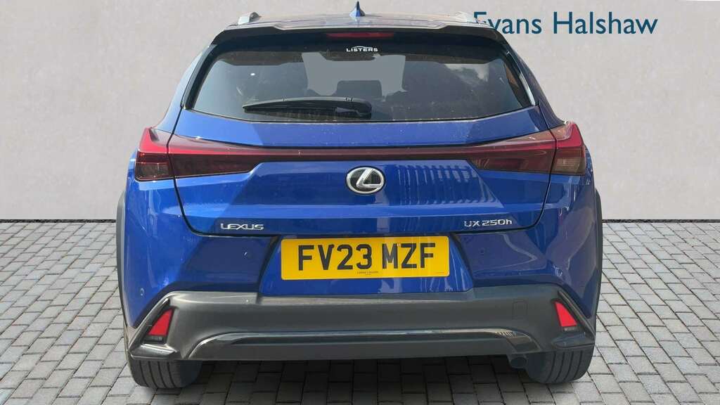 Lexus UX 250H 2.0 F-sport Design Cvt 2023 Blue #4