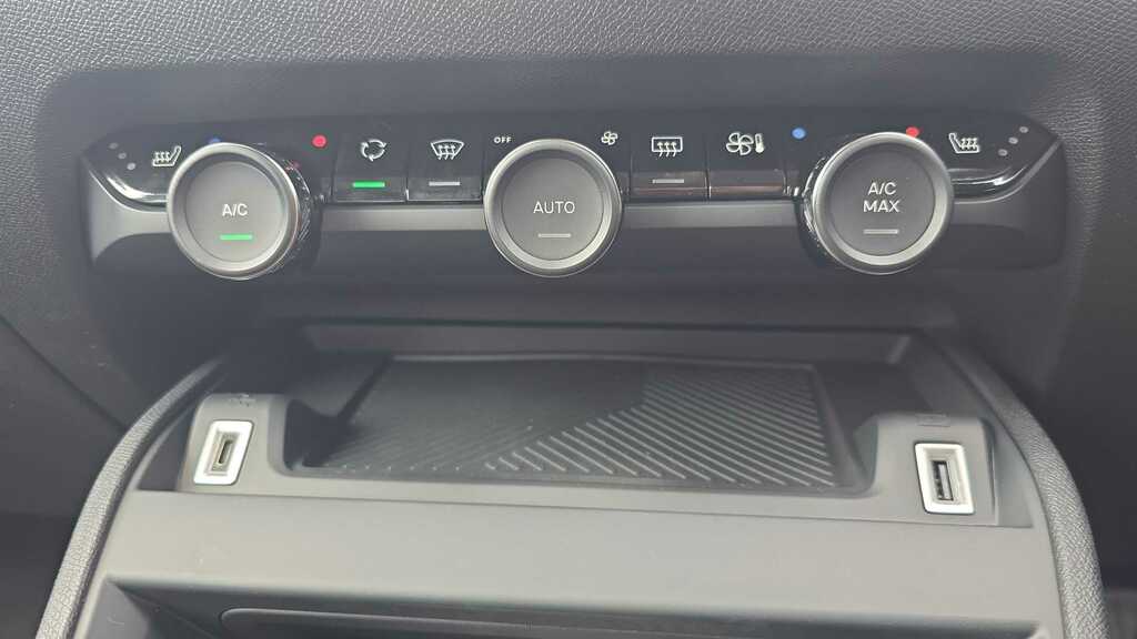 Citroen C4 1.2 130 Plus Green #12