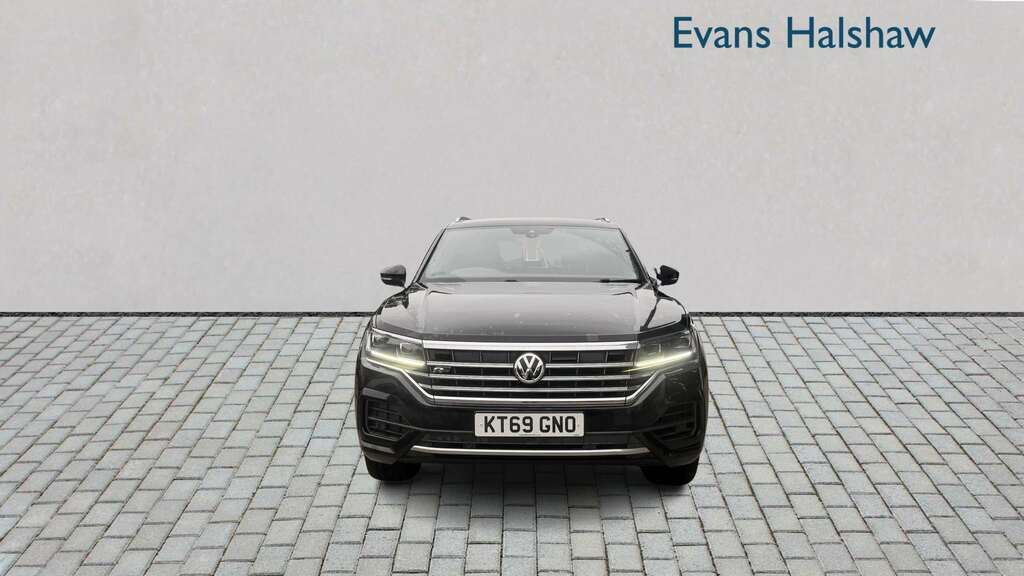 Volkswagen Touareg 3.0 V6 Tdi 4Motion R-line Tech Tip 2019 KT69GNO Black #4