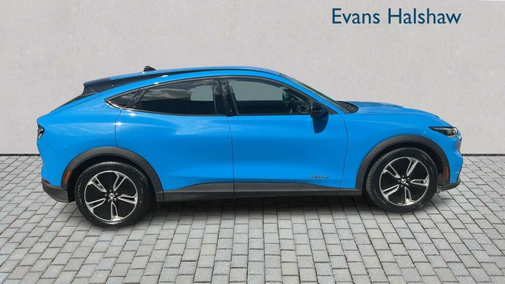 Ford Mustang Mach-E 198Kw Select 72Kwh Rwd 2024 Blue #3