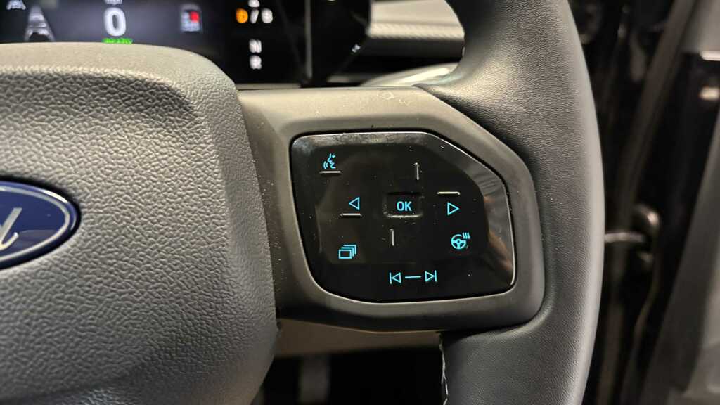 Ford Explorer Standard Range 52Kwh Select #15