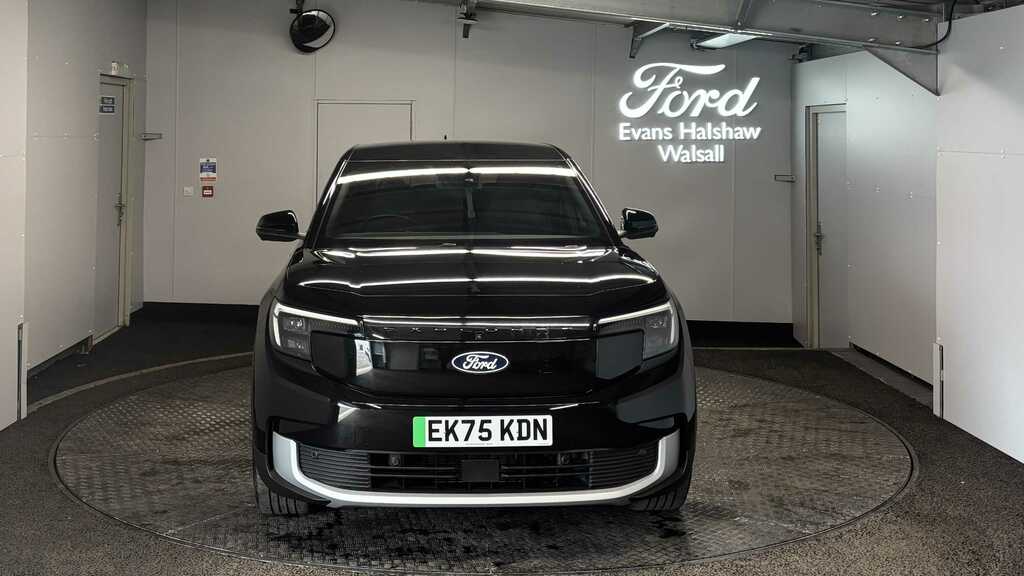 Ford Explorer 250Kw Premium 79Kwh Awd 2025 Black #2