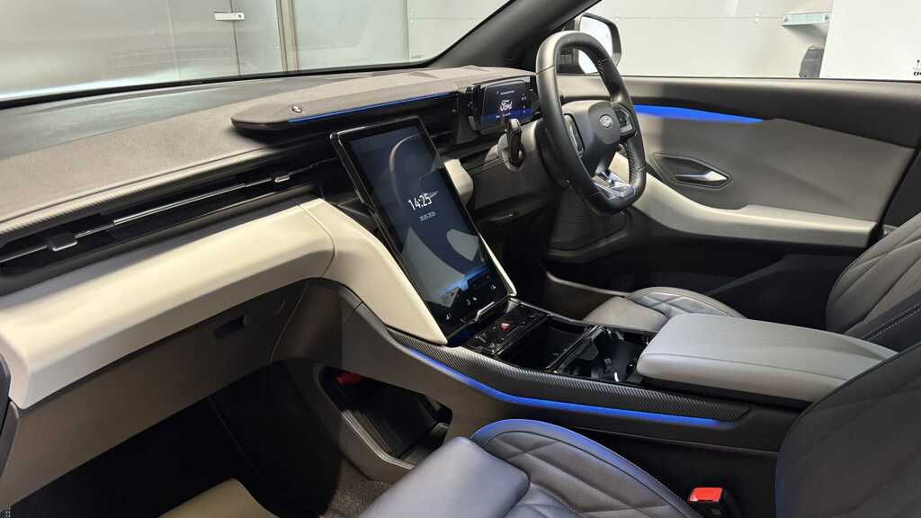 Ford Explorer Standard Range 52Kwh Select #25
