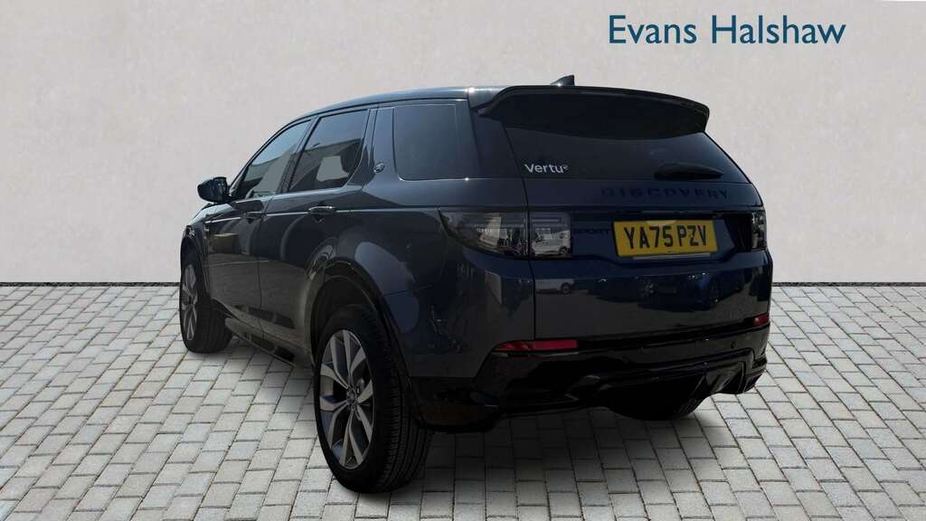 Land Rover Discovery Sport 2.0 D200 Dynamic Hse 5 Seat 2025 Blue #4
