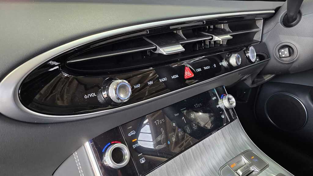 Genesis GV70 360Kw Pure 84Kwh Awd 2026  #5