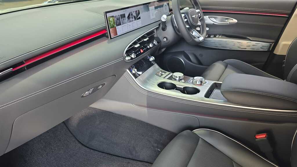 Genesis GV70 360Kw Pure 84Kwh Awd 2026  #4