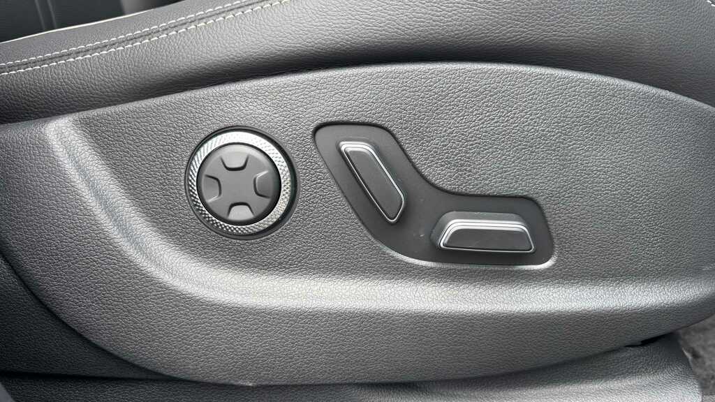 Genesis GV70 2.2D Luxury Awd Blue #19