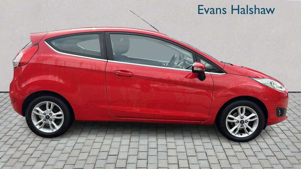 Ford Fiesta Hatchback Blue #2