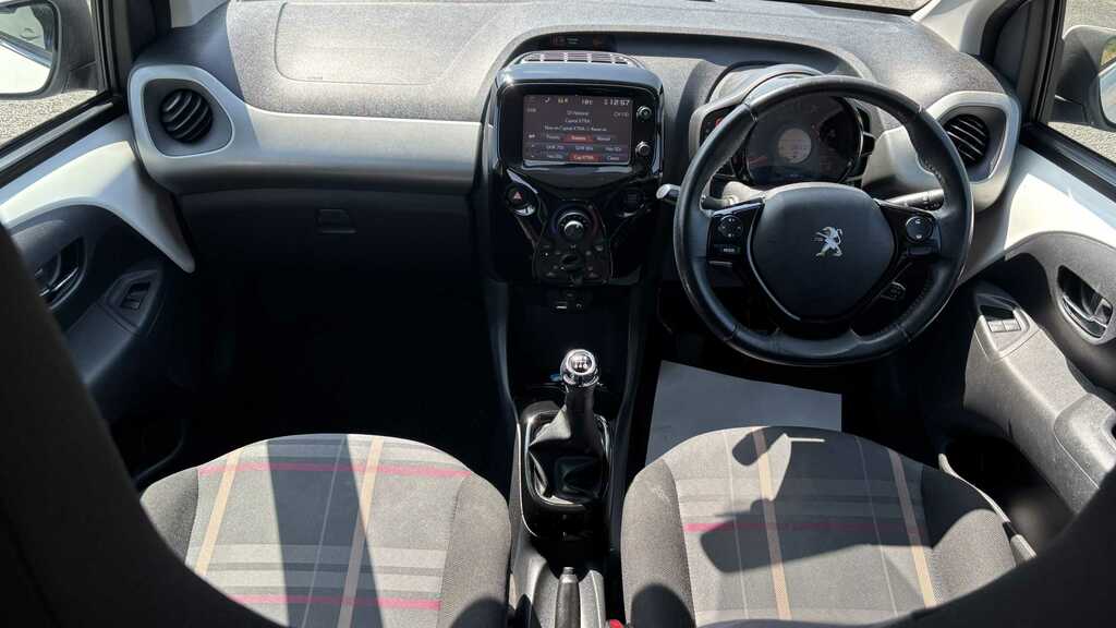 Peugeot 108 1.2 Vti Allure 2015 BG15ZYM White #5