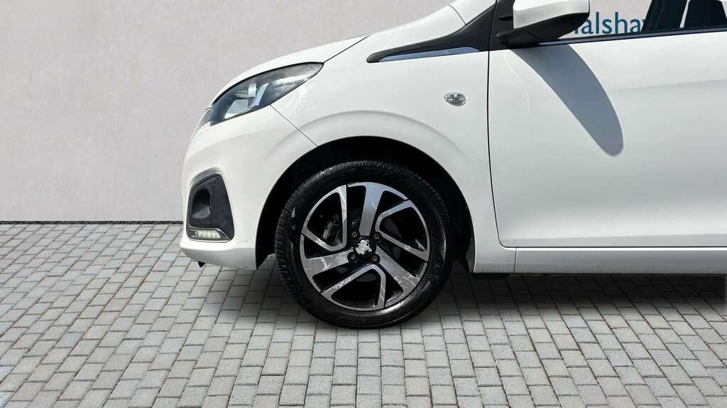 Peugeot 108 1.2 Vti Allure 2015 White #4