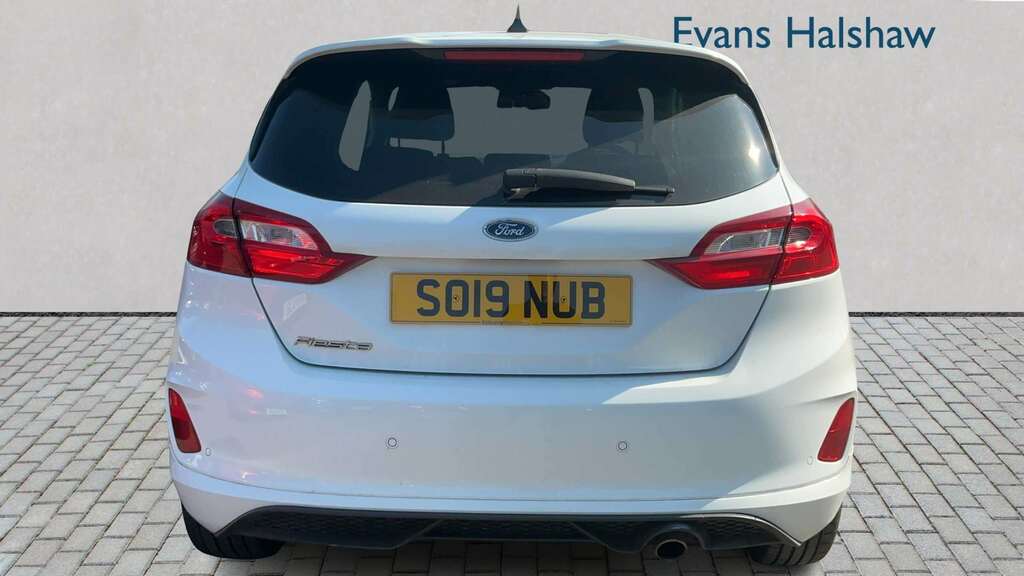 Ford Fiesta Active 1 White #5