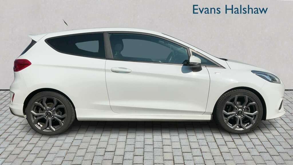 Ford Fiesta Active 1 White #3