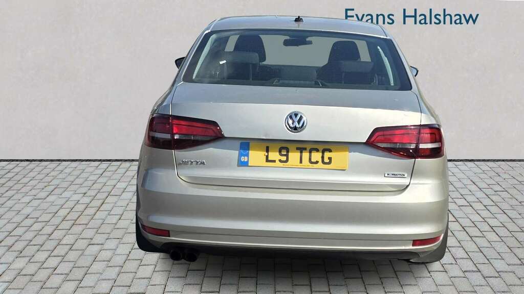 Volkswagen Jetta Gt Bluemotion Technology Tdi #6