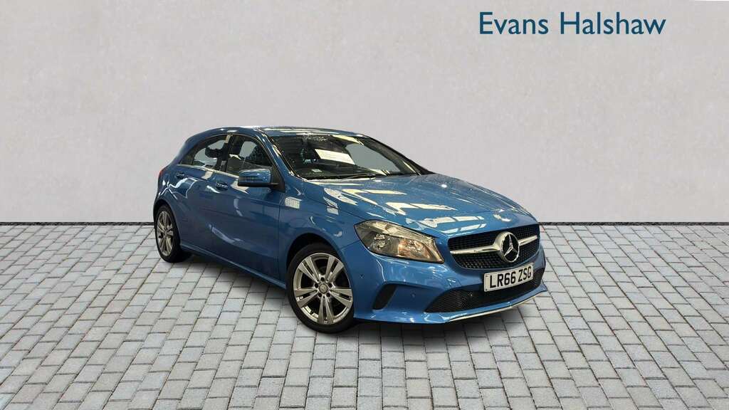 Mercedes-Benz A Class A180d Sport 2016 Blue