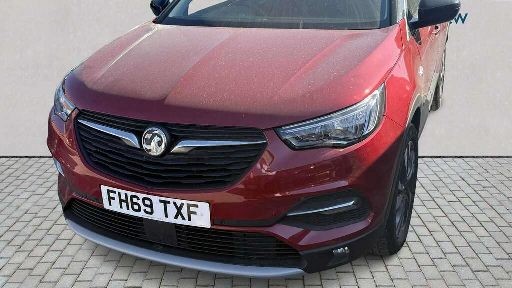 Vauxhall Grandland X 1.2 Turbo Sport Nav 2020 Red