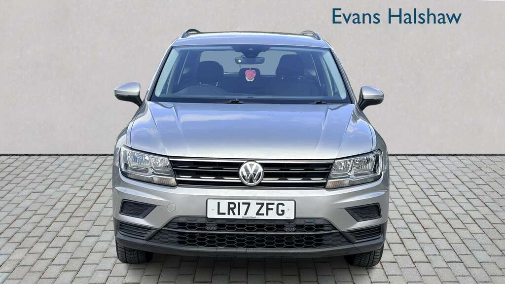 Volkswagen Tiguan 2.0 Tdi 150 4Motion S Dsg 2017 LR17ZFG Silver #4