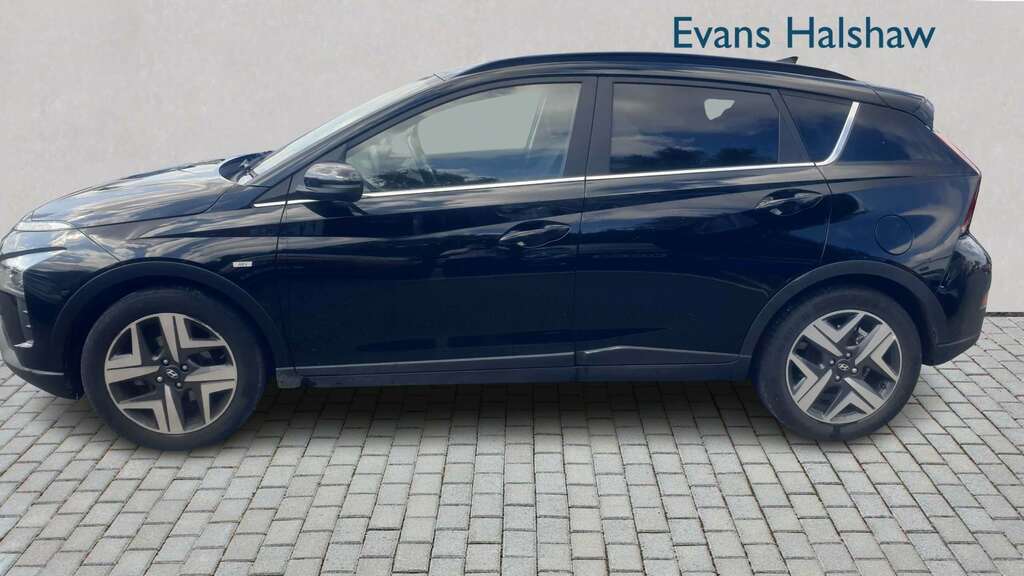 Hyundai Bayon 1.0 Tgdi 48V Mhev Premium Dct 2023 Black #2