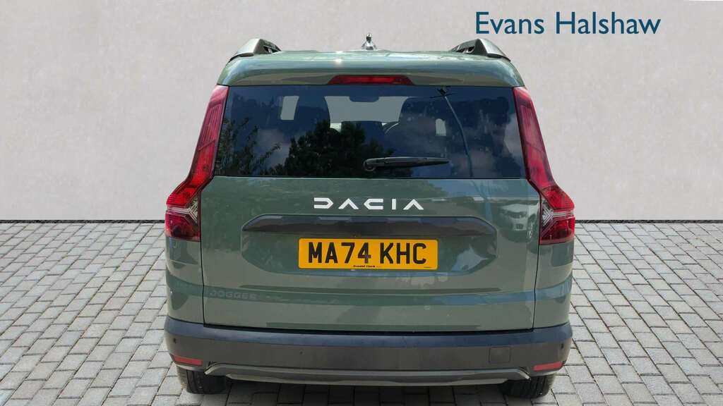 Dacia Jogger 1.0 Tce Expression 2024 Green #3