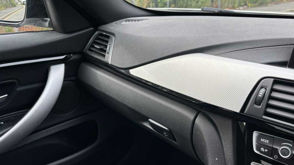 BMW 4 Series 420I M Sport Professional Media 2019 White #5