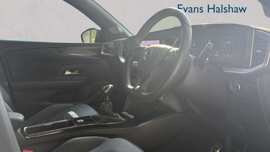 Vauxhall Mokka Hatchback #3