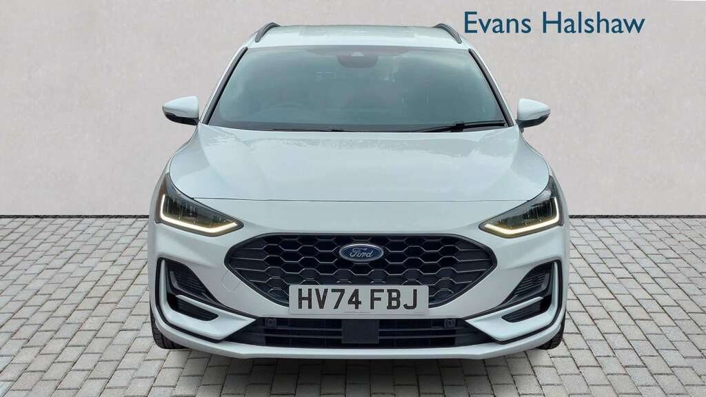Ford Focus 1.0 Ecoboost Hybrid Mhev St-line 2024 HV74FBJ White #4