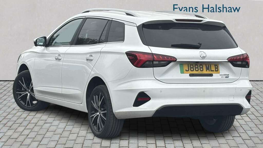 MG MG5 115Kw Trophy Ev Long Range 61Kwh 2024 White #2