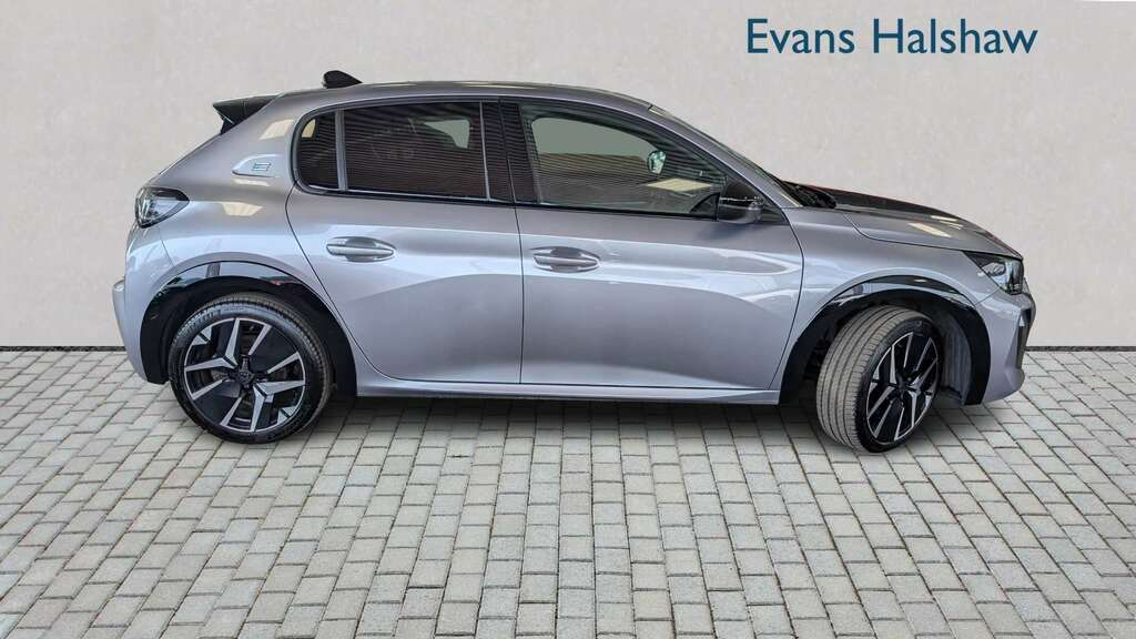 Peugeot e-208 100Kw Gt 50Kwh 2024 Grey #4