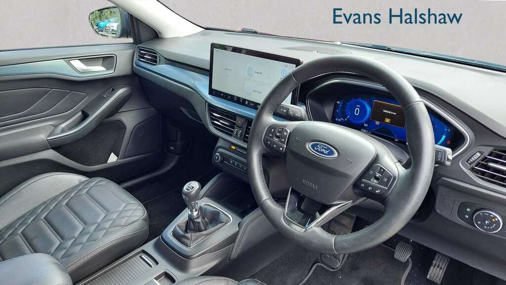 Ford Focus 1.0 Ecoboost Active Red #2