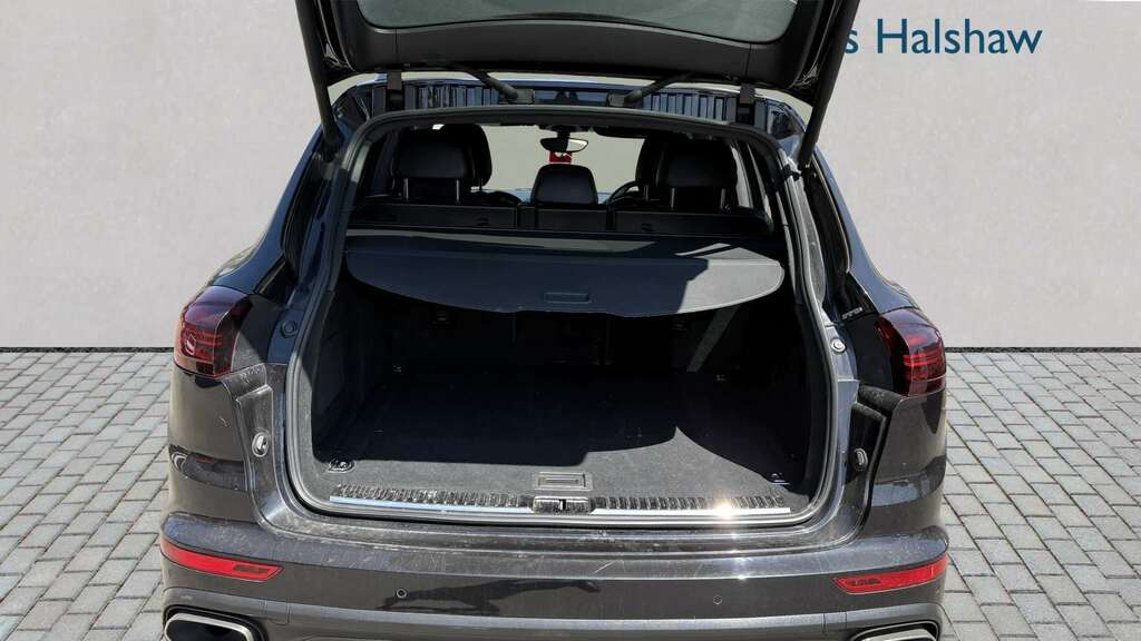 Porsche Cayenne Suv Black #8