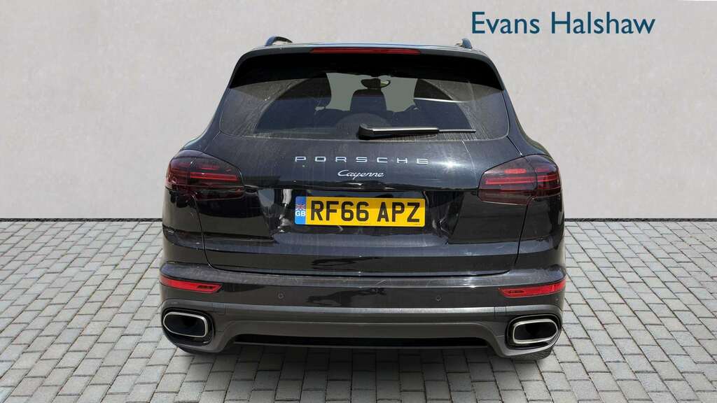 Porsche Cayenne Platinum Edition Tiptronic S 2016 Black #6