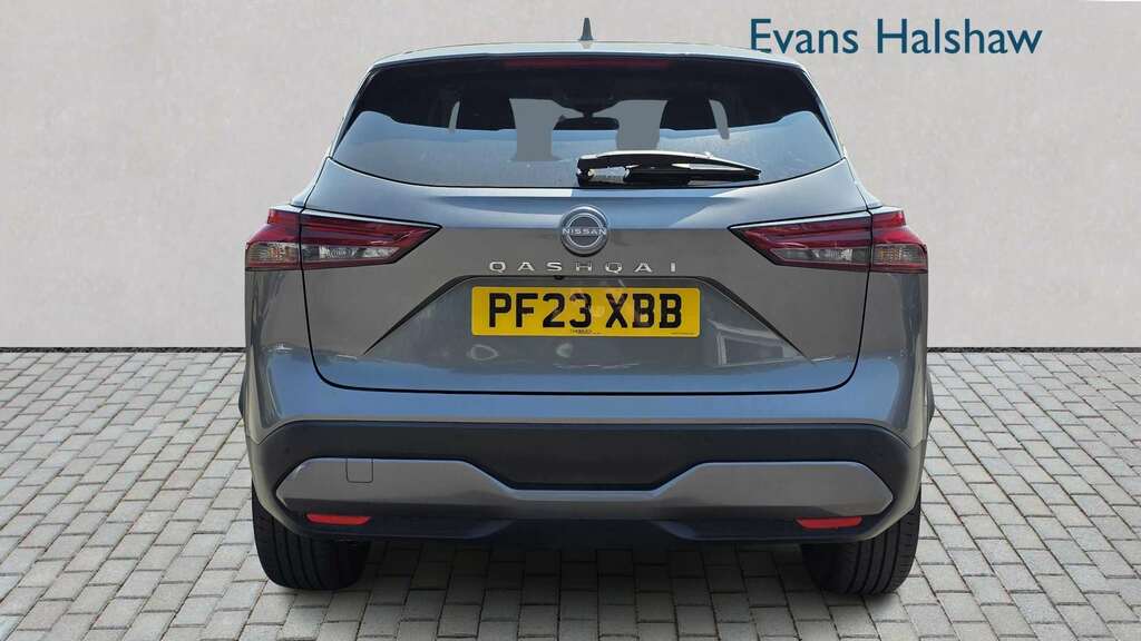 Nissan Qashqai 1.3 Dig-t Mh 158 N-connecta Xtronic 2023 Grey