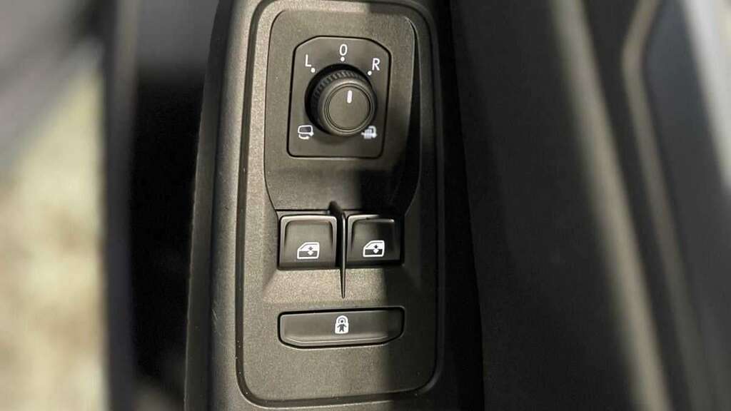 Ford Tourneo Connect Connect Active E-boost Red #19
