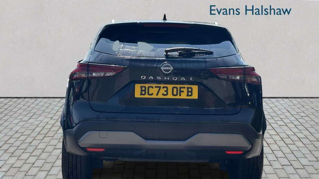 Nissan Qashqai 1.3 Dig-t Mh N-connecta 2024 Black #5