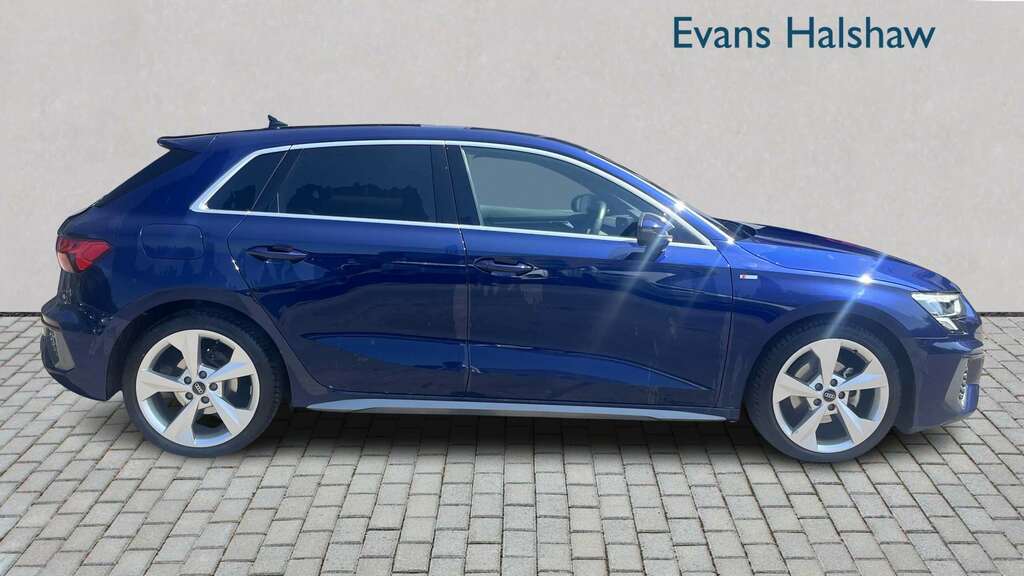 Audi A3 30 Tfsi S Line S Tronic 2023 FD23CXN Blue #3