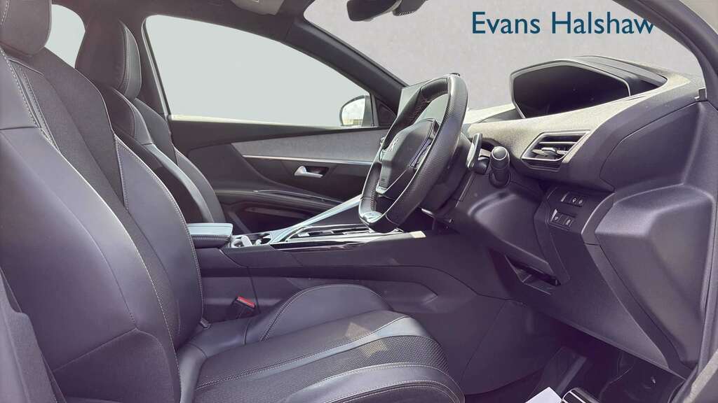 Peugeot 5008 1.5 Bluehdi Gt Eat8 2023 DS23WCR White #2