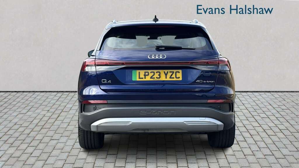 Audi Q4 E Tron 150Kw 40 82Kwh Sport 2023 Blue #3