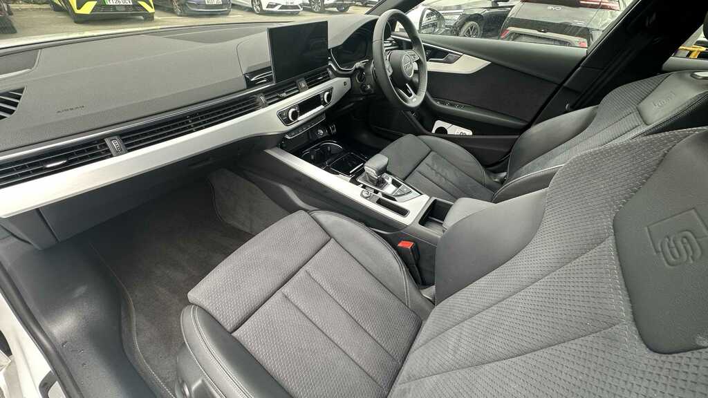 Audi A4 40 Tfsi 204 S Line S Tronic 2024 White #5
