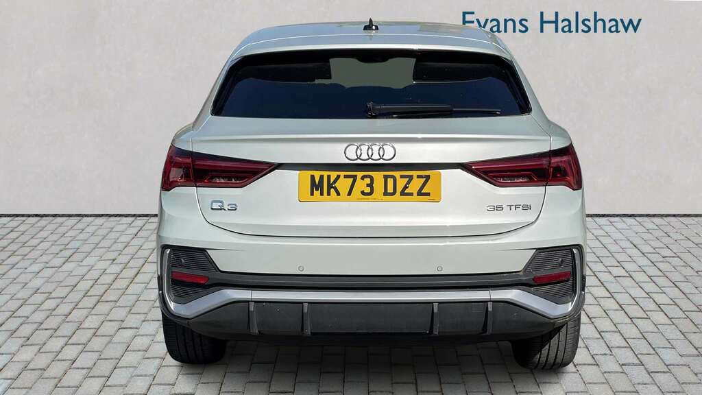 Audi Q3 35 Tfsi S Line S Tronic 2023 Silver #4