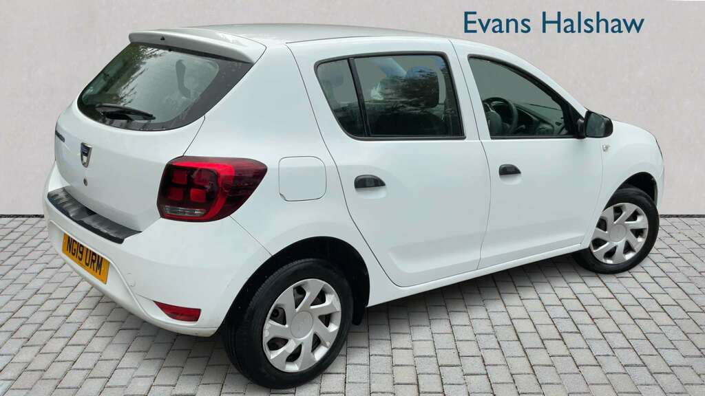 Dacia Sandero 0.9 Tce Essential 2019 White