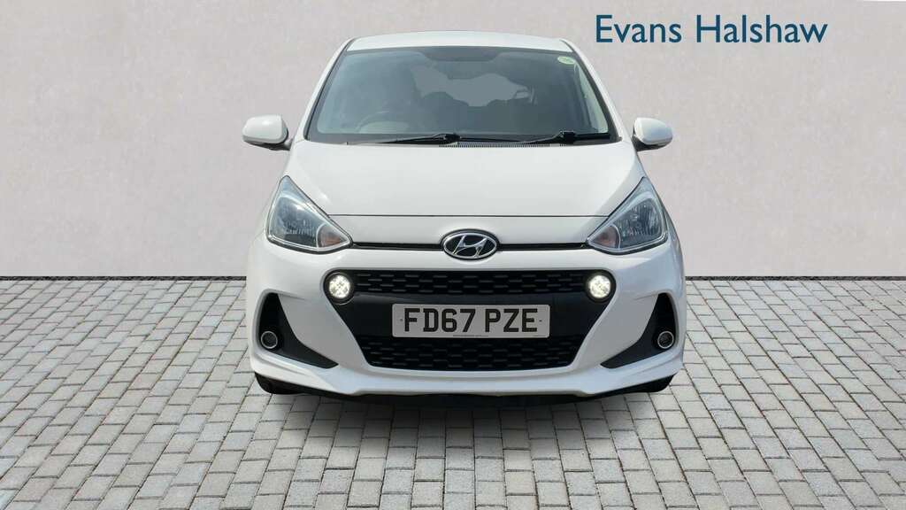 Hyundai I10 1.0 Premium 2017 White #3