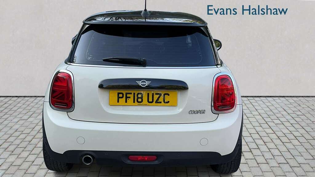 Mini Hatch 1.5 Cooper 2018 PF18UZC White #4