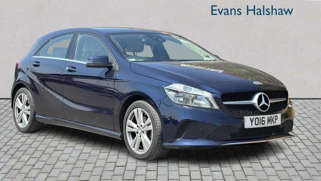 Mercedes-Benz A Class A180 Sport Executive 2016 Blue