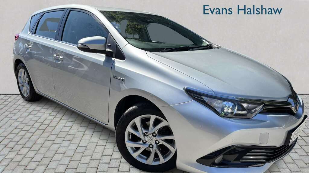 Toyota Auris 1.8 Hybrid Business Edition Tss Cvt 2017 Silver