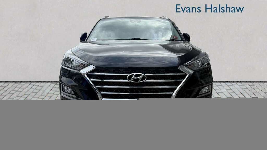 Hyundai Tucson 1.6 Gdi Se Nav 2Wd 2019 FG69RYB Black #2