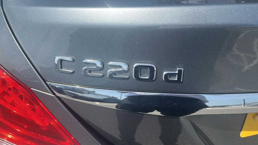 Mercedes-Benz C Class C220d Se 9G-tronic 2019 KJ68KTG Grey #3