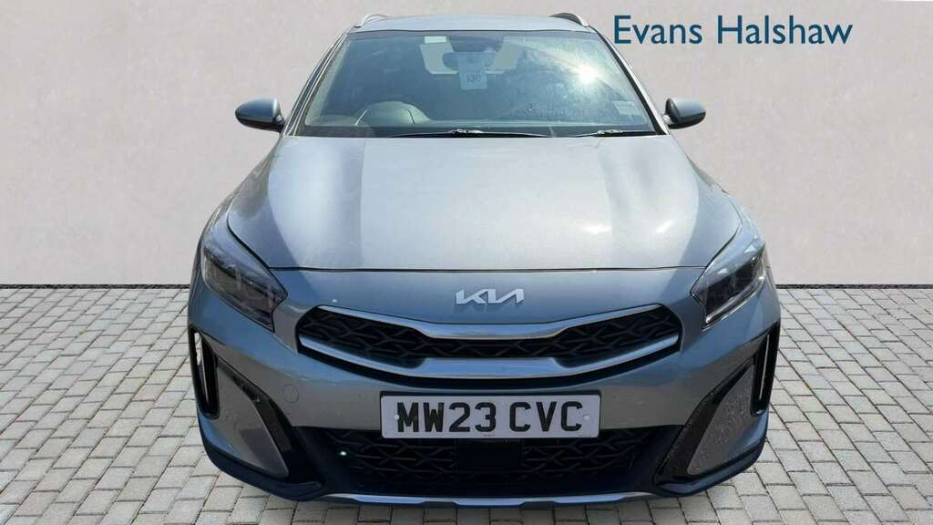 Kia Xceed 1.5T Gdi Isg 2 2023 Silver #3