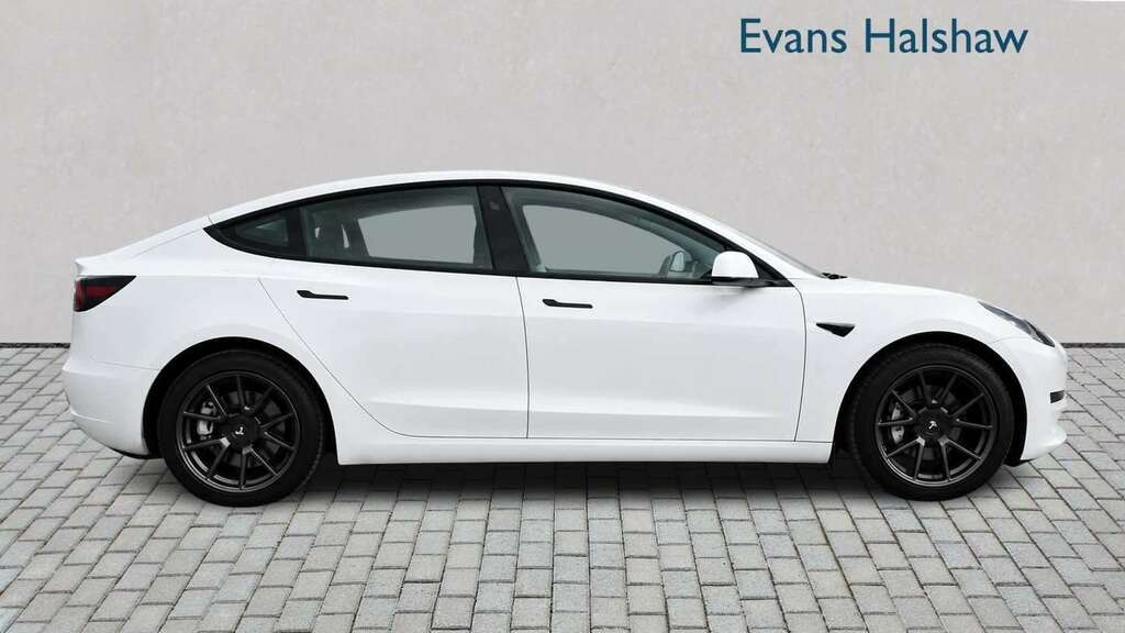 Tesla Model 3 Standard Plus 2021 MV71OZA White #3