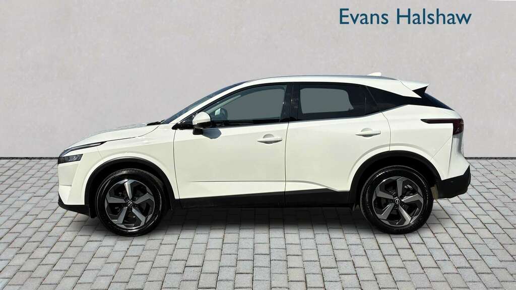 Nissan Qashqai 1.3 Dig-t Mh N-connecta 2024 BW73XWK White #2