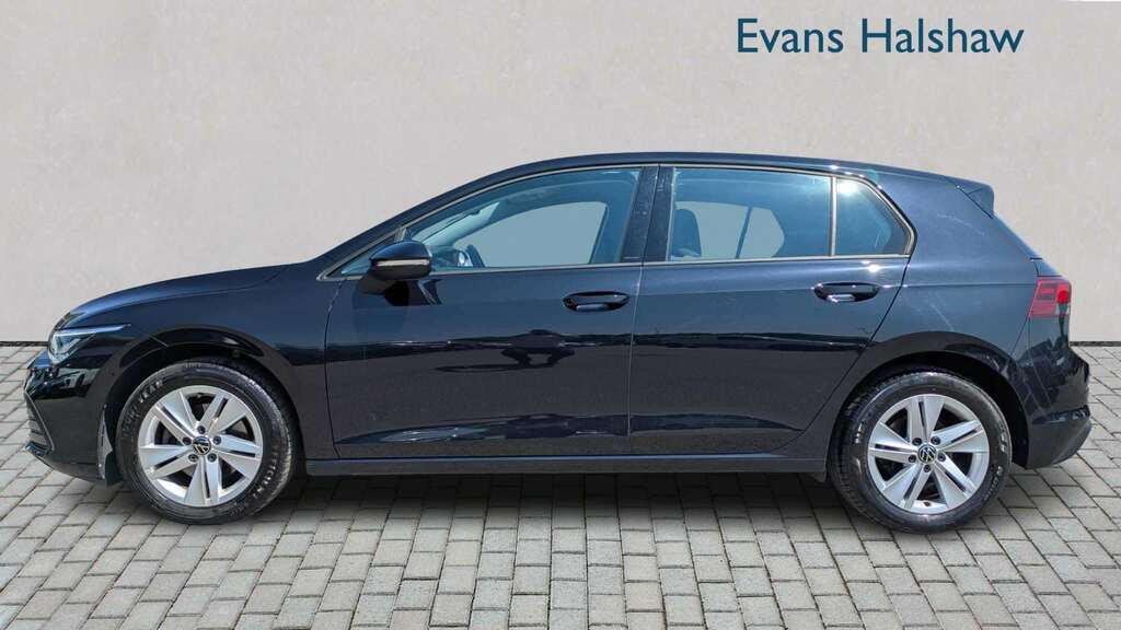 Volkswagen Golf 1.5 Tsi 150 Life 2022 RE72LNG Black #3